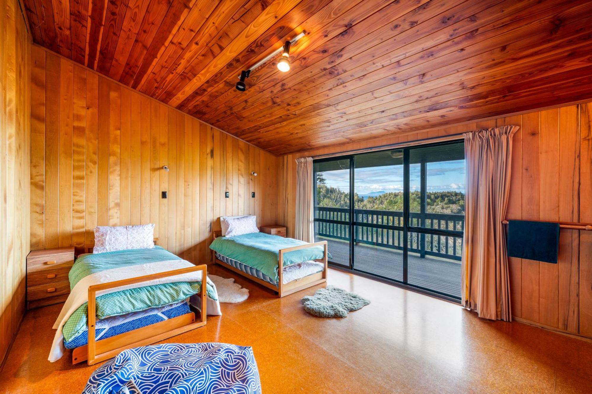 Lake View Lodge - Taupo Holiday Home Kuratau Exteriér fotografie