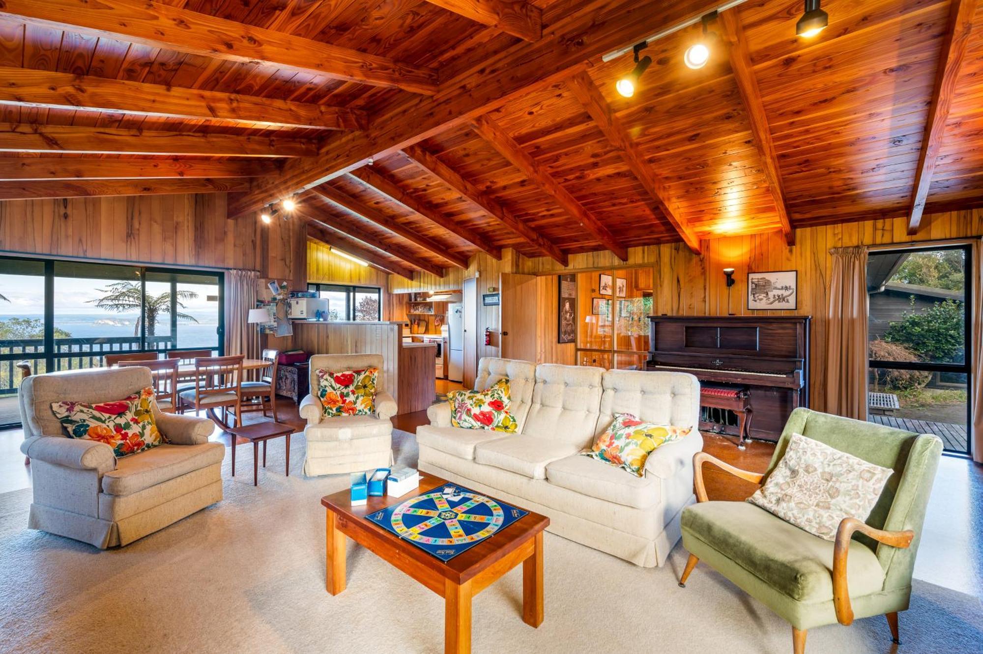 Lake View Lodge - Taupo Holiday Home Kuratau Exteriér fotografie